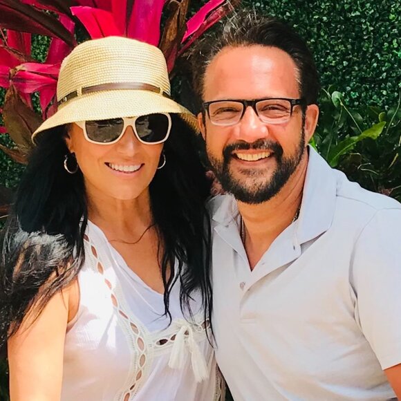 Meet your Poshers, Sandra & Michael 'Past Forward Living' - Picture 2 of 2